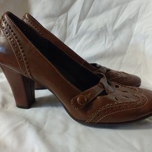 What's What Heels by Aerolsoles